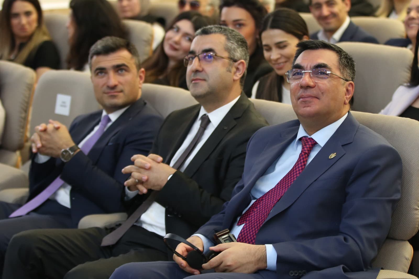 Bakı Ali Neft Məktəbinin 11 proqramı beynəlxalq akkreditasiyadan keçib Bakı Ali Neft Məktəbinin 11 proqramı beynəlxalq akkreditasiyadan keçib - Şəkil 11