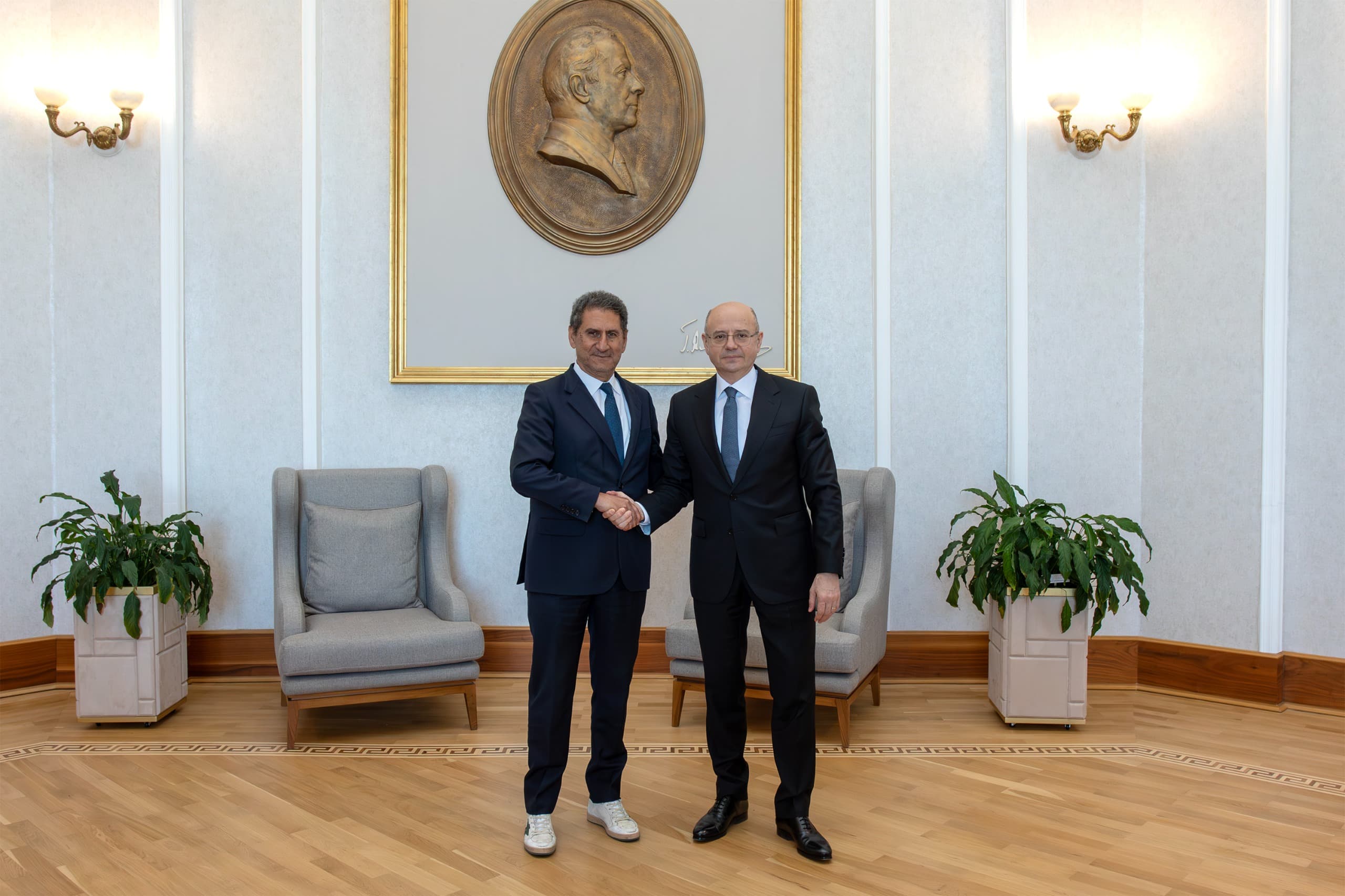 GECF və IRENA ilə əməkdaşlığın inkişafına dair müzakirələr aparılıb GECF və IRENA ilə əməkdaşlığın inkişafına dair müzakirələr aparılıb - Şəkil 1