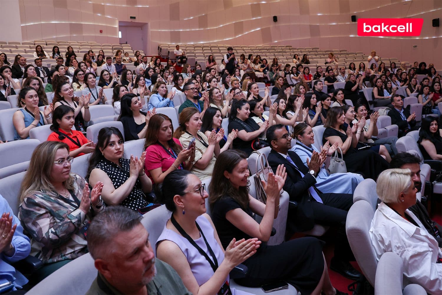 Bakcell “AI Strategy Summit | Baku 2026” tədbirinin əsas tərəfdaşı olub Bakcell “AI Strategy Summit | Baku 2026” tədbirinin əsas tərəfdaşı olub - Şəkil 2
