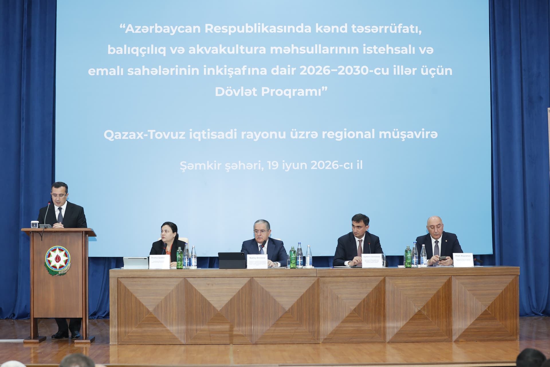 Şəmkirdə aqrar sahədə yeni Dövlət Proqramının müzakirəsi ilə bağlı regional müşavirə keçirilib Şəmkirdə aqrar sahədə yeni Dövlət Proqramının müzakirəsi ilə bağlı regional müşavirə keçirilib - Şəkil 15