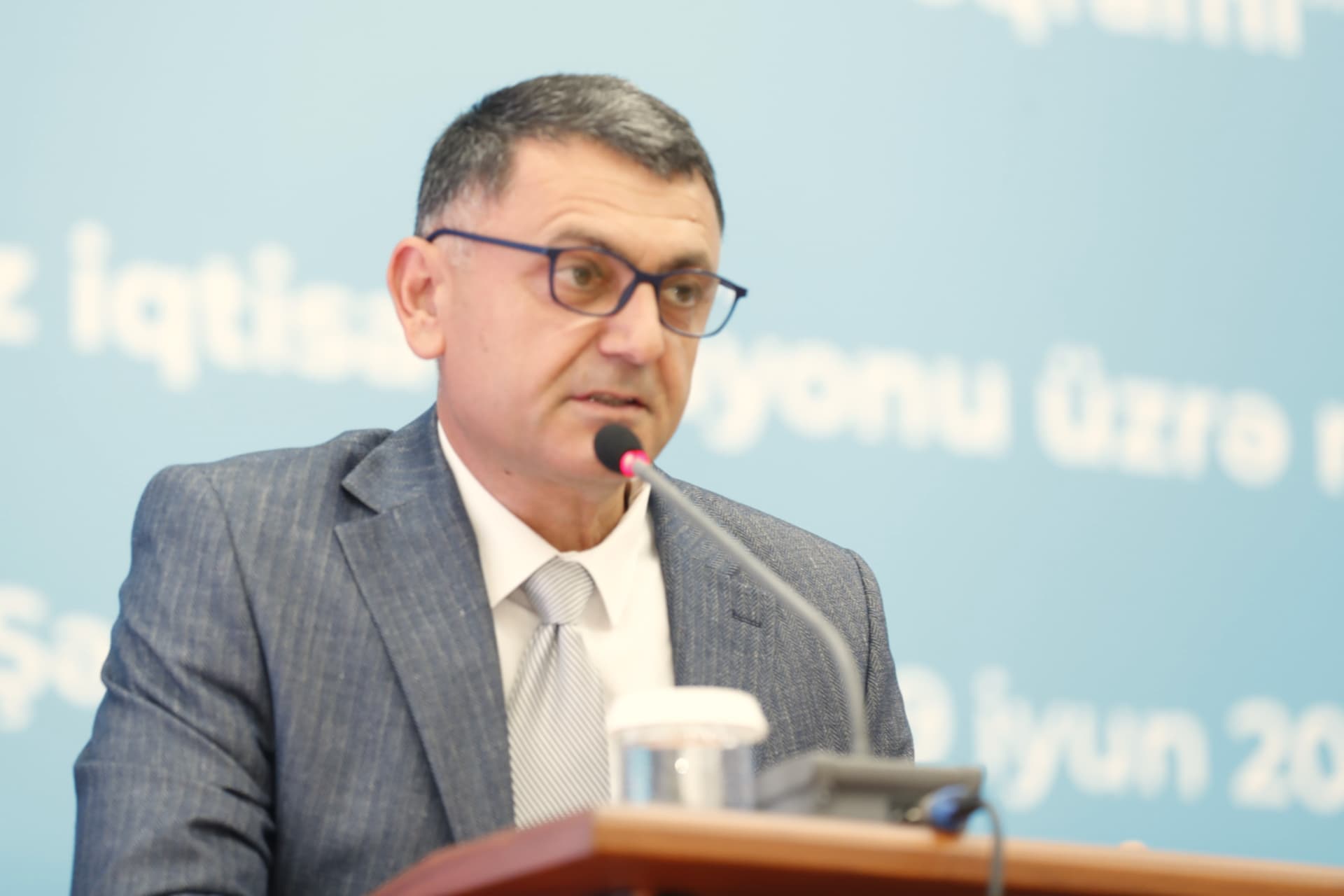 Şəmkirdə aqrar sahədə yeni Dövlət Proqramının müzakirəsi ilə bağlı regional müşavirə keçirilib Şəmkirdə aqrar sahədə yeni Dövlət Proqramının müzakirəsi ilə bağlı regional müşavirə keçirilib - Şəkil 21