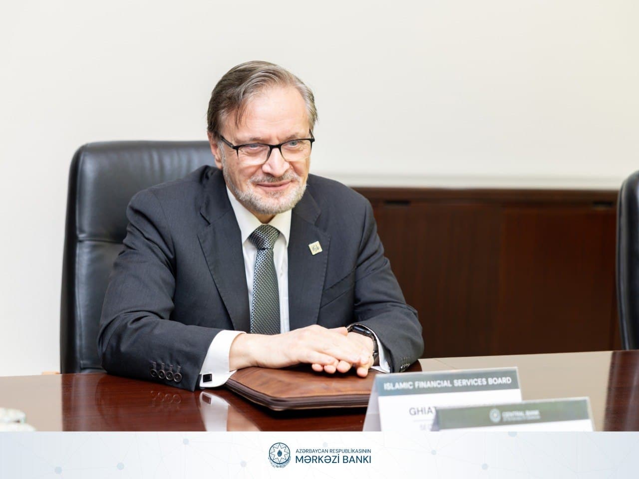 AMB ilə İslam Maliyyə Xidmətləri Şurası arasında əməkdaşlıq perspektivləri müzakirə olunub AMB ilə İslam Maliyyə Xidmətləri Şurası arasında əməkdaşlıq perspektivləri müzakirə olunub - Şəkil 2