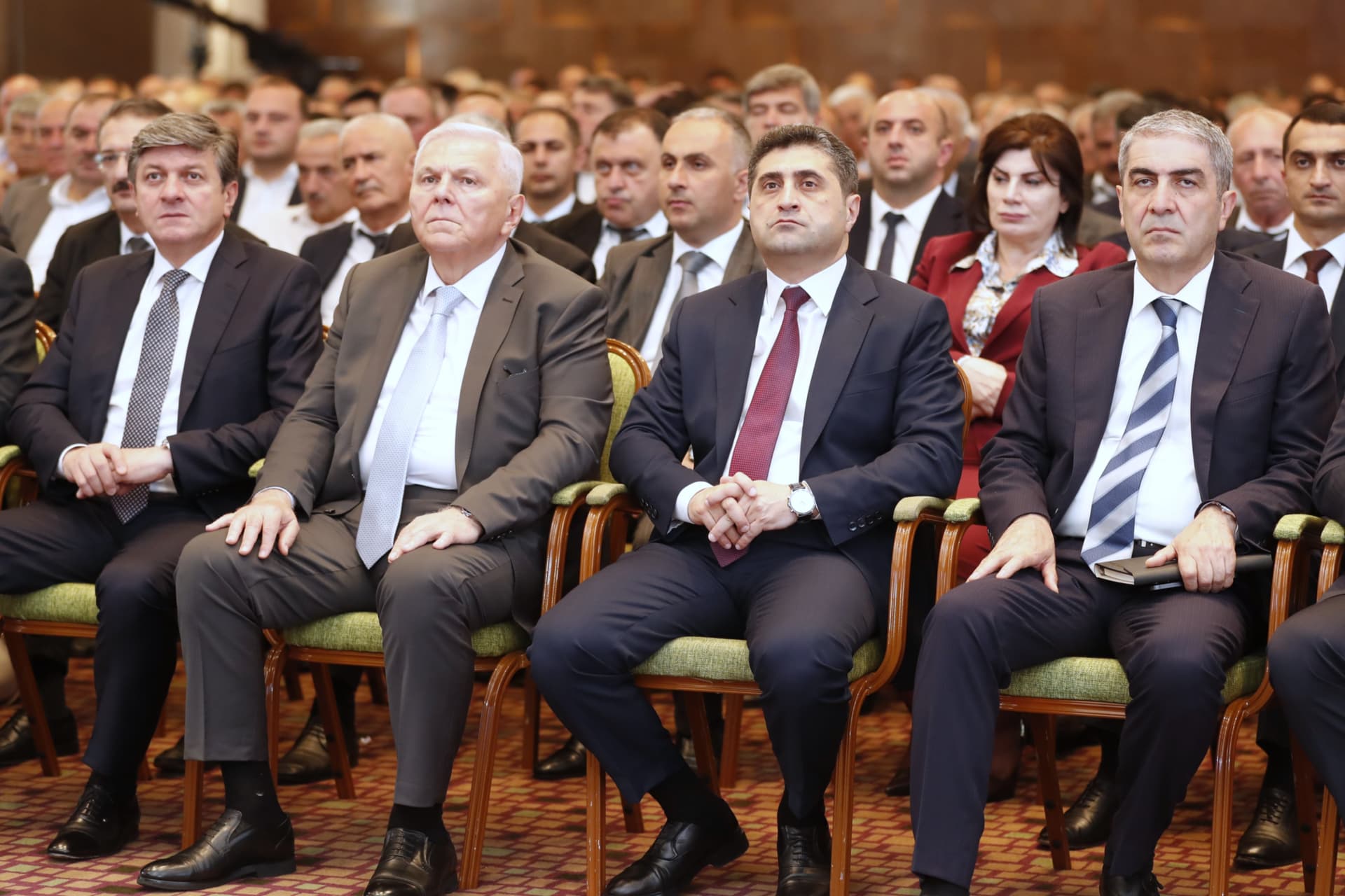 Qaxda aqrar sahədə yeni Dövlət Proqramının müzakirəsi ilə bağlı regional müşavirə keçirilib Qaxda aqrar sahədə yeni Dövlət Proqramının müzakirəsi ilə bağlı regional müşavirə keçirilib - Şəkil 9