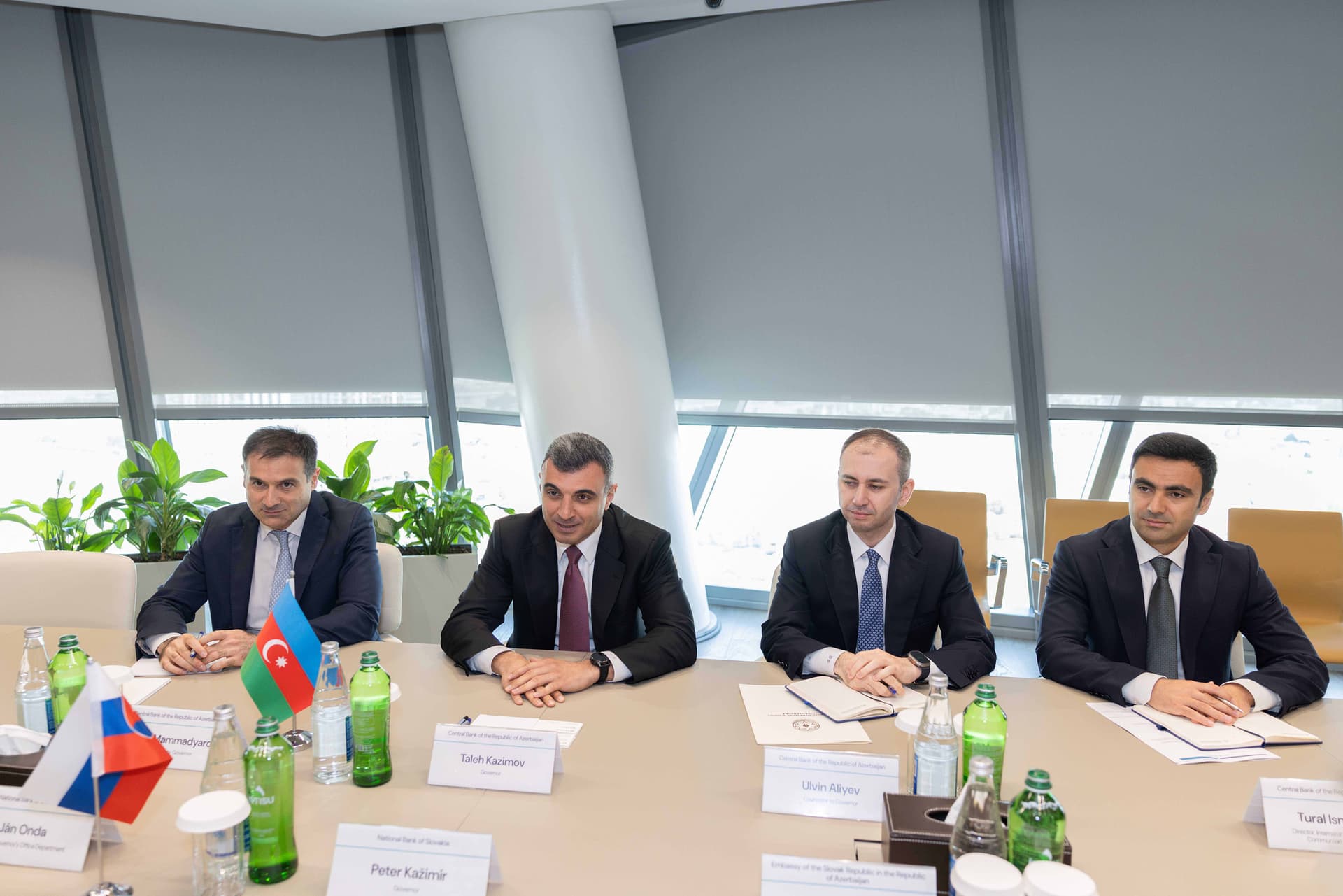 AMB və Slovakiya Milli Bankı maliyyə sektoru üzrə əməkdaşlığı müzakirə edib AMB və Slovakiya Milli Bankı maliyyə sektoru üzrə əməkdaşlığı müzakirə edib - Şəkil 3