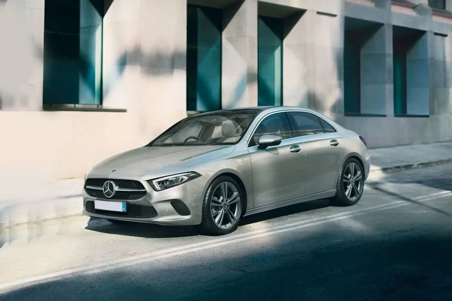 Mercedes-Benz A-Class Sedan yenilənmiş dizayn və MBUX sistemi ilə gəlib Mercedes-Benz A-Class Sedan yenilənmiş dizayn və MBUX sistemi ilə gəlib - Şəkil 3
