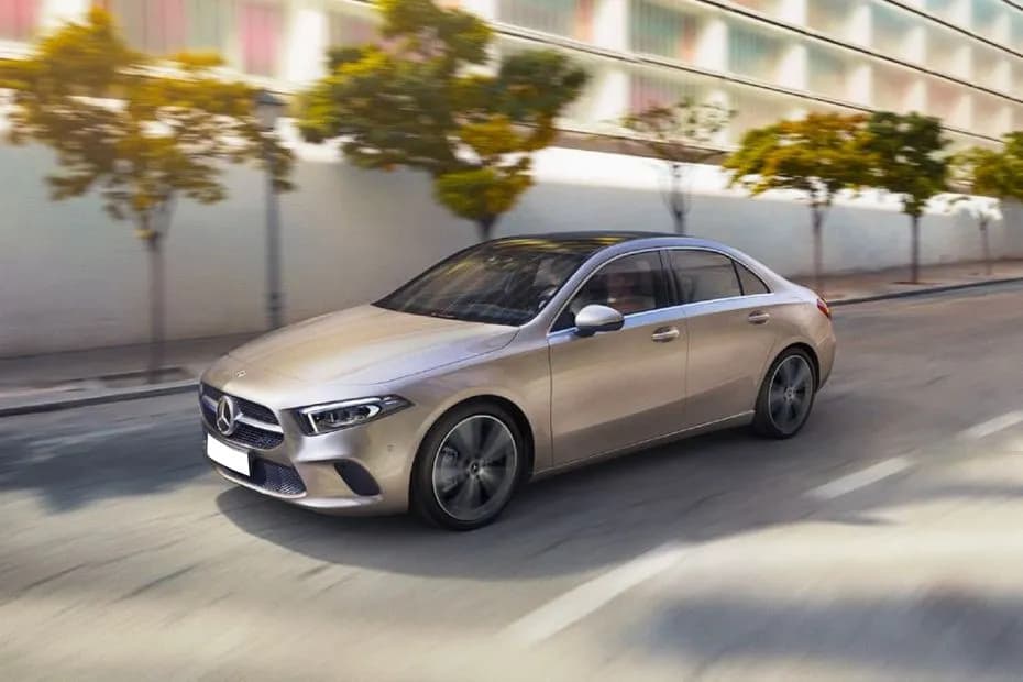 Mercedes-Benz A-Class Sedan yenilənmiş dizayn və MBUX sistemi ilə gəlib Mercedes-Benz A-Class Sedan yenilənmiş dizayn və MBUX sistemi ilə gəlib