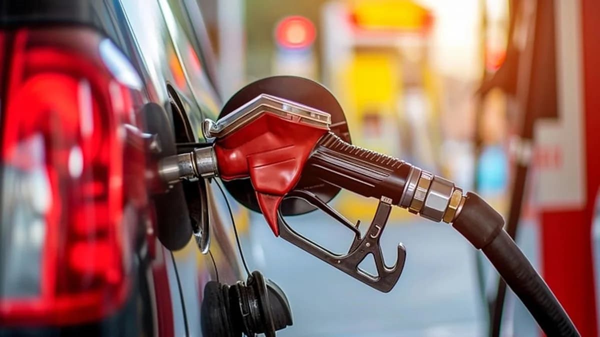 Azərbaycanda avtomobil benzini istehsalı 4,5% artıb Azərbaycanda avtomobil benzini istehsalı 4,5% artıb