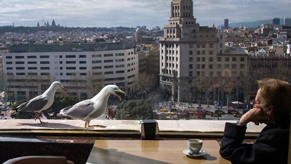 Bu ölkə iyunun sonuna qədər karantindən tam çıxaraq, normal həyata qayıda bilər Bu ölkə iyunun sonuna qədər karantindən tam çıxaraq, normal həyata qayıda bilər