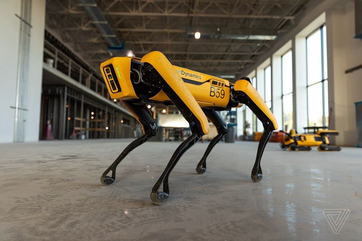Boston Dynamics şirkəti Spot robotunun satışlarına start verdi: Qiyməti çox yüksəkdir (VİDEO) Boston Dynamics şirkəti Spot robotunun satışlarına start verdi: Qiyməti çox yüksəkdir (VİDEO)