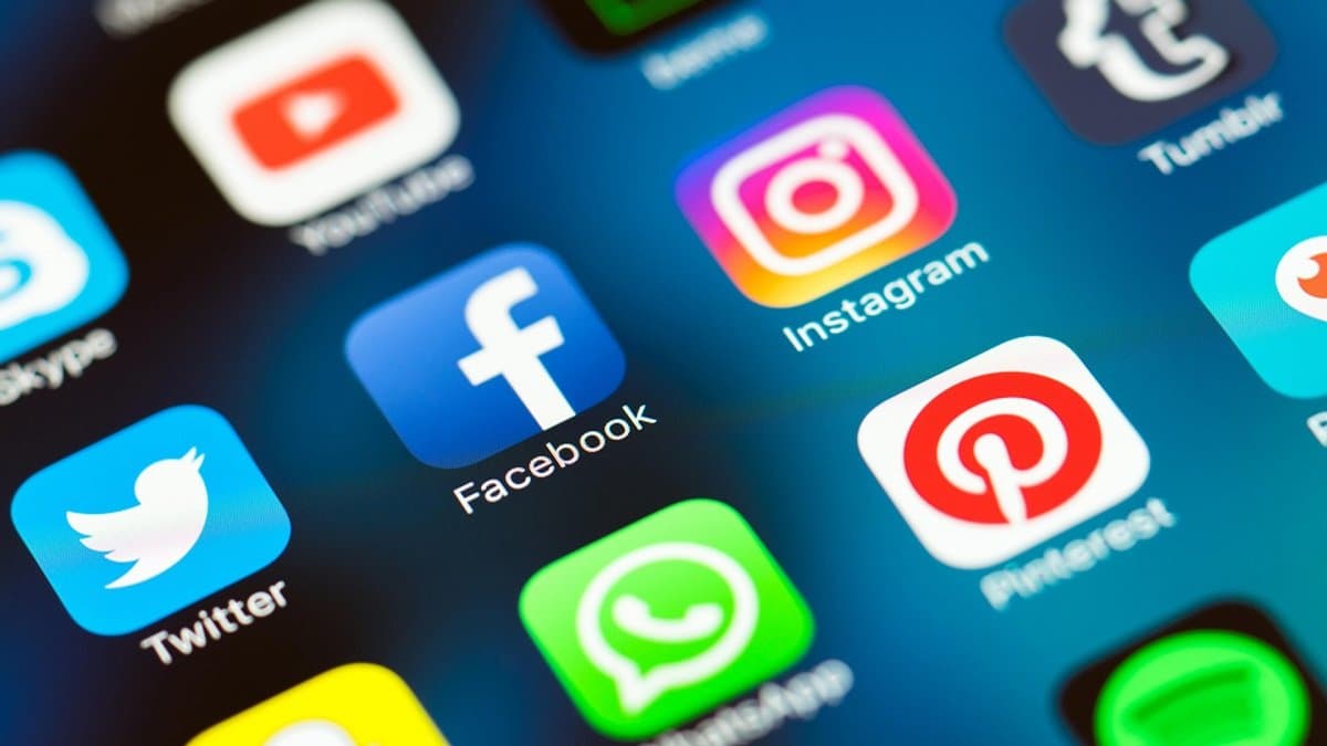 'Instagram bizə zərər verə bilər': Zuckerberg-in Instagram-ı alması üzrə müzakirə məktubları təqdim olunub 'Instagram bizə zərər verə bilər': Zuckerberg-in Instagram-ı alması üzrə müzakirə məktubları təqdim olunub