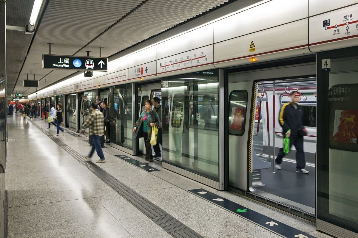Çindəki metro stansiyalarından biri məşhur şirkətin adını əldə edib Çindəki metro stansiyalarından biri məşhur şirkətin adını əldə edib