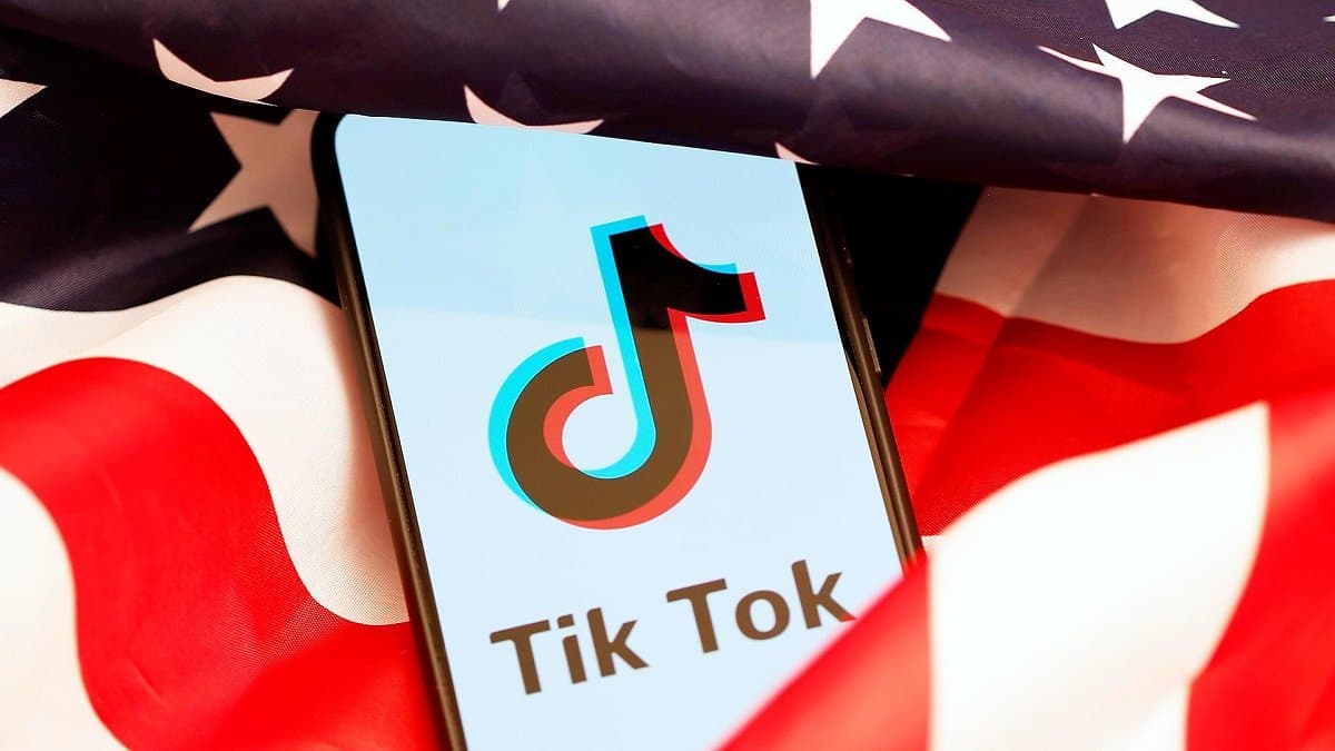 ABŞ prezidenti Donald Trump, TikTok ilə Oracle əməkdaşlığına icazə verib ABŞ prezidenti Donald Trump, TikTok ilə Oracle əməkdaşlığına icazə verib