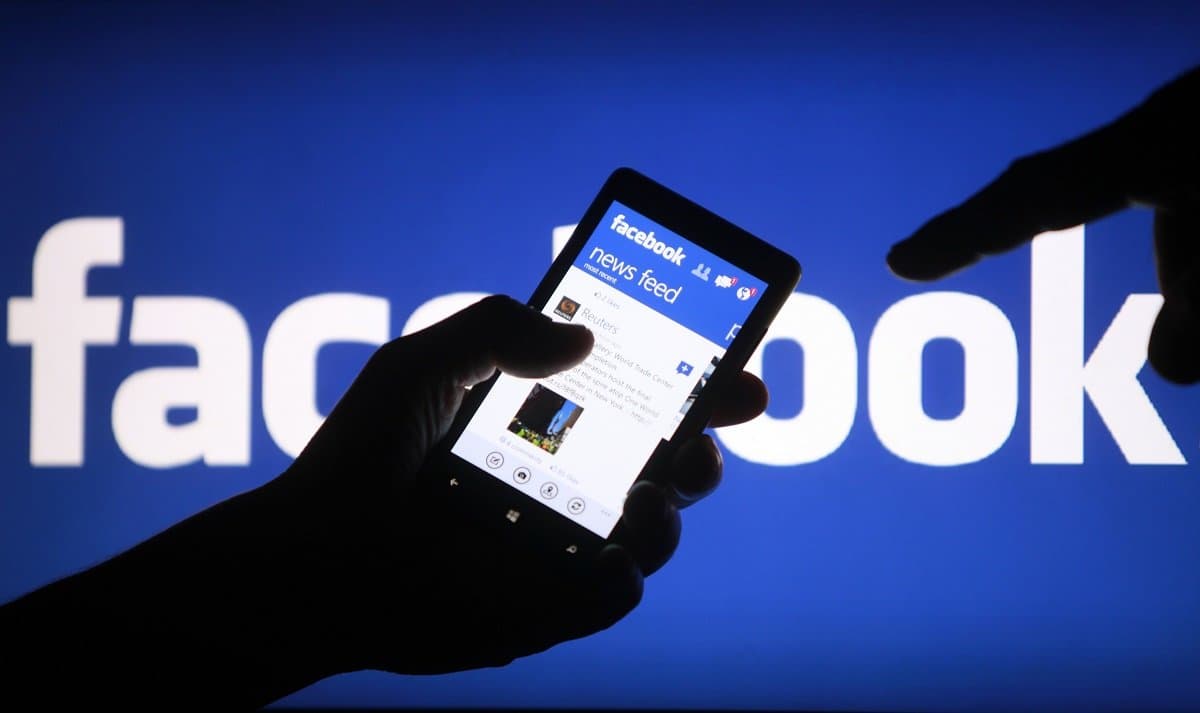 Facebook-da kontenti qeyri-leqal kopyalanmadan qoruyan sistem işə salınıb Facebook-da kontenti qeyri-leqal kopyalanmadan qoruyan sistem işə salınıb