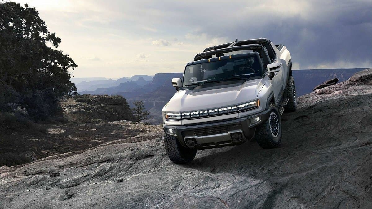 GMC şirkəti elektrikləşdirilmiş Hummer EV pikapını təqdim edib - QİYMƏTİ GMC şirkəti elektrikləşdirilmiş Hummer EV pikapını təqdim edib - QİYMƏTİ