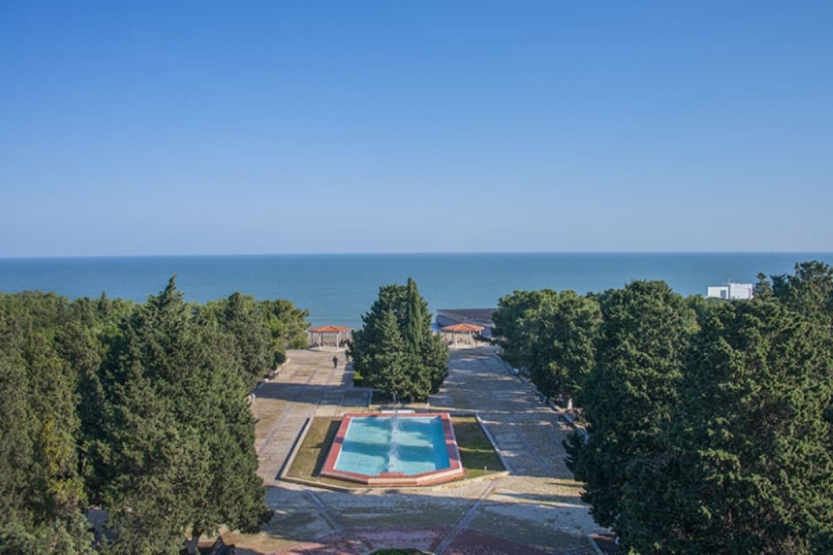 Sanatoriya-kurort putyovkaları yalnız BU ŞƏXSƏLƏRƏ VERİLİR Sanatoriya-kurort putyovkaları yalnız BU ŞƏXSƏLƏRƏ VERİLİR