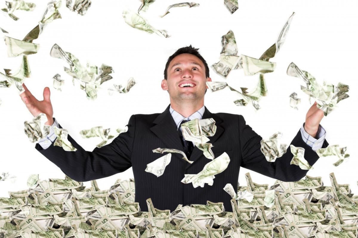 Dünyanın ən zəngin 25 ailəsinin sərvəti il ərzində 312 mlrd. dollar artıb Dünyanın ən zəngin 25 ailəsinin sərvəti il ərzində 312 mlrd. dollar artıb