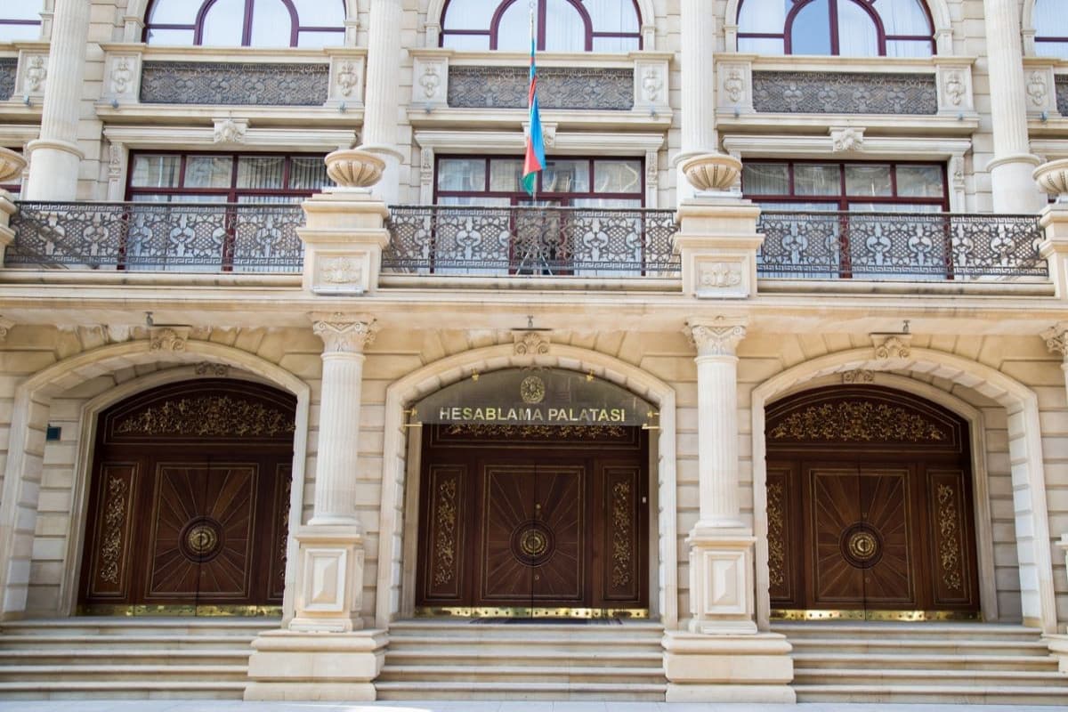 Hesablama Palatasının 2021-ci il fəaliyyəti barədə hesabat müzakirə edilib Hesablama Palatasının 2021-ci il fəaliyyəti barədə hesabat müzakirə edilib