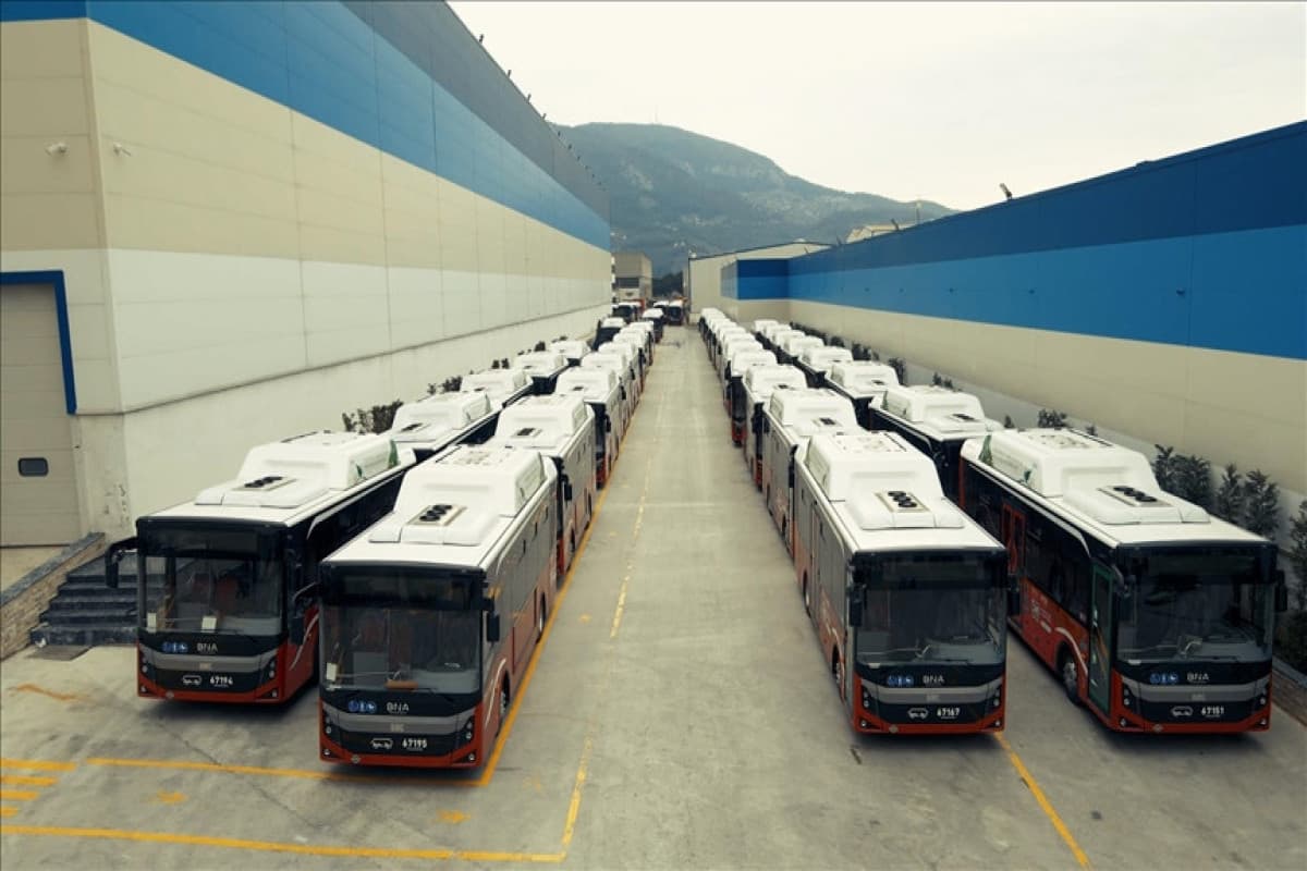 Türkiyədən Azərbaycana 170 ədəd avtobus göndərilib Türkiyədən Azərbaycana 170 ədəd avtobus göndərilib