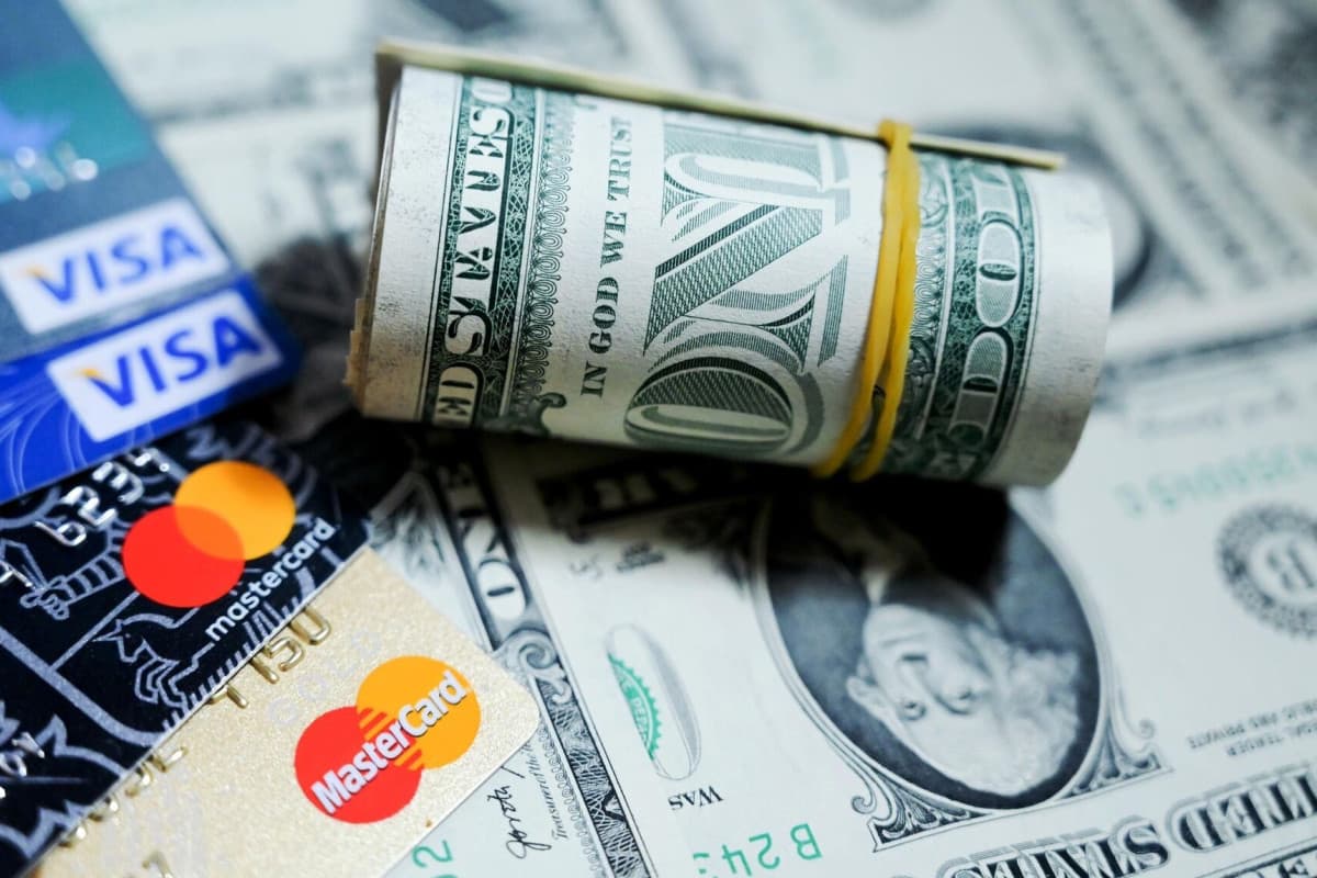 Rusiya bankı Azərbaycana pul köçürmə xidmətini istifadəyə verib Rusiya bankı Azərbaycana pul köçürmə xidmətini istifadəyə verib