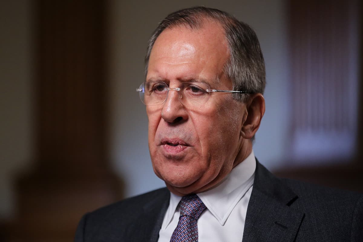 Lavrov Zelenskinin danışıqların bərpası şərtlərini qeyri-ciddi adlandırıb Lavrov Zelenskinin danışıqların bərpası şərtlərini qeyri-ciddi adlandırıb