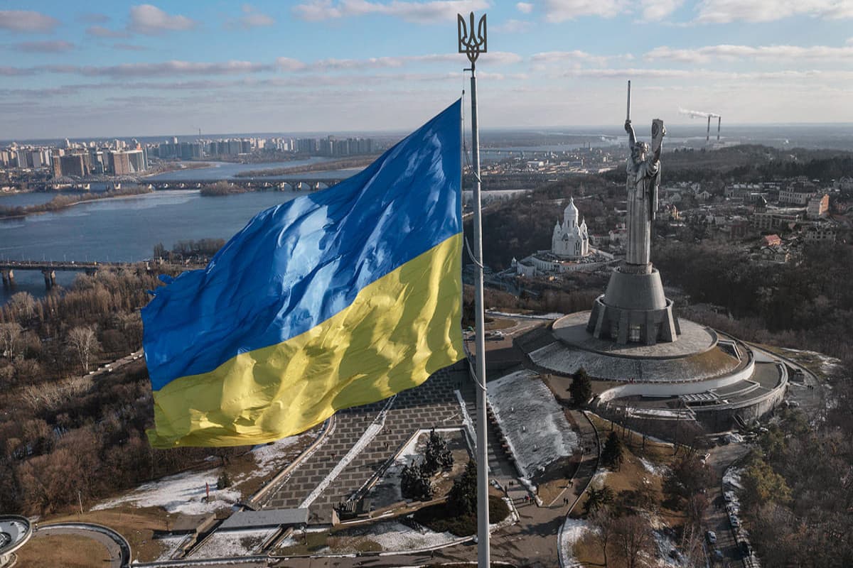 Ukrayna bu gündən Rusiya vətəndaşlarına viza rejimi tətbiq edib Ukrayna bu gündən Rusiya vətəndaşlarına viza rejimi tətbiq edib