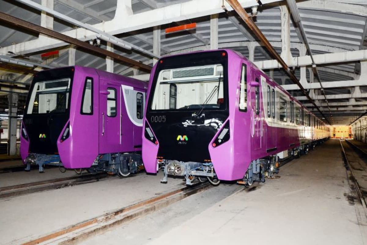 Metronun yeni qatarları bu həftə Bakıya çatdırılacaq Metronun yeni qatarları bu həftə Bakıya çatdırılacaq