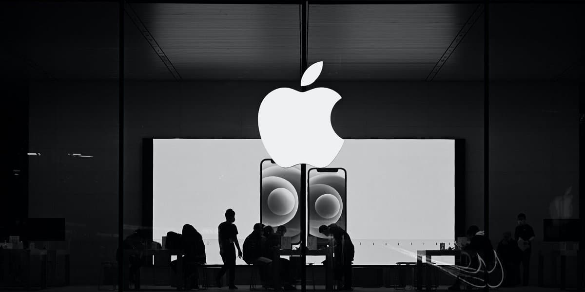 Apple ardıcıl 10-cu dəfə dünyanın ən bahalı brendi statusunu əldə edib Apple ardıcıl 10-cu dəfə dünyanın ən bahalı brendi statusunu əldə edib