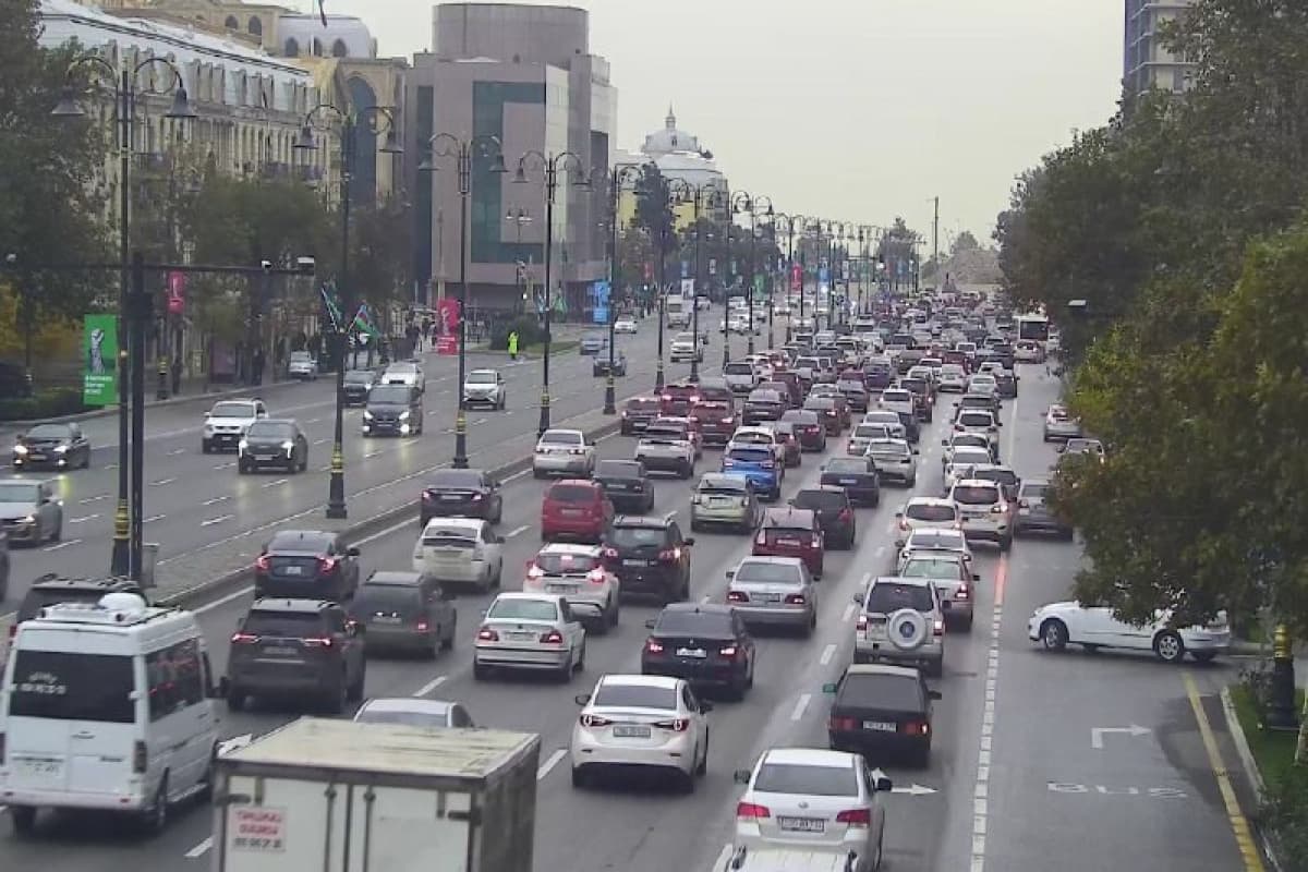 Bakıda 11 küçə və prospektdə sıxlıq var - SİYAHI Bakıda 11 küçə və prospektdə sıxlıq var - SİYAHI