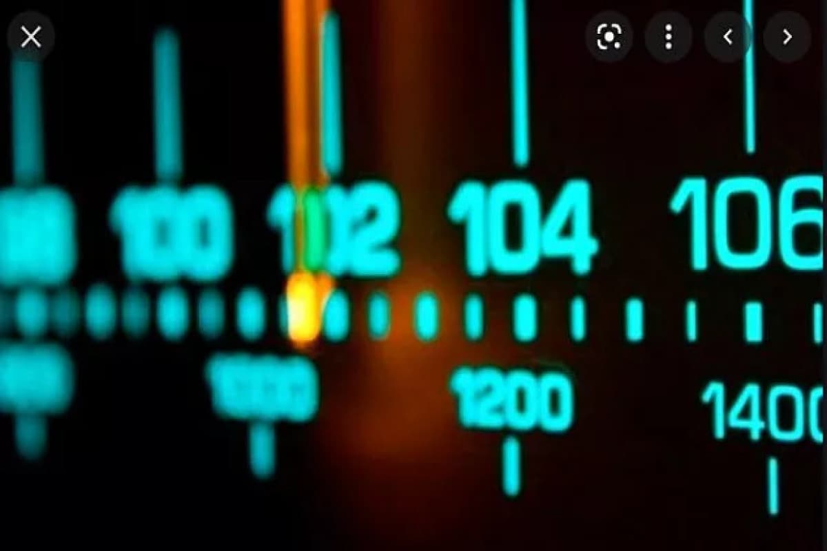 Radiotezliklərdən istifadənin məhdudlaşdırılacağı və kompensasiya ödəniləcəyi hallar açıqlanıb Radiotezliklərdən istifadənin məhdudlaşdırılacağı və kompensasiya ödəniləcəyi hallar açıqlanıb