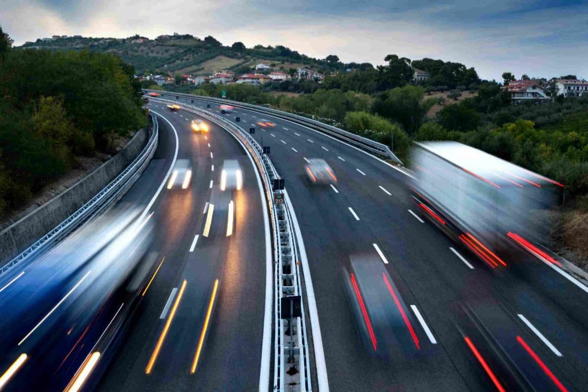 Azərbaycanda sərnişindaşımalar 30%-dən çox artıb Azərbaycanda sərnişindaşımalar 30%-dən çox artıb