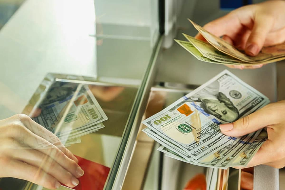 Azərbaycanda banklar valyuta hərracında dollar almayıb - İLK DƏFƏ Azərbaycanda banklar valyuta hərracında dollar almayıb - İLK DƏFƏ