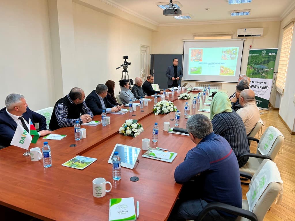 “Şəhərdən Kəndə” layihəsi çərçivəsində Göygöldə fermerlərə aqroturizm üzrə təlim keçirilib - FOTO “Şəhərdən Kəndə” layihəsi çərçivəsində Göygöldə fermerlərə aqroturizm üzrə təlim keçirilib - FOTO