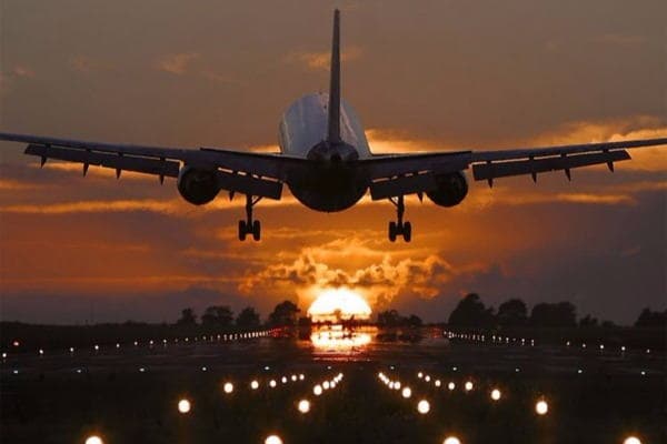 Azərbaycanın hava nəqliyyatı ilə sərnişin daşımalarından gəlirləri kəskin artıb Azərbaycanın hava nəqliyyatı ilə sərnişin daşımalarından gəlirləri kəskin artıb