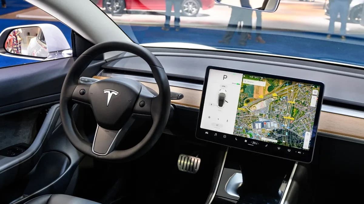 Tesla-nın Tam Avtonom Sürücülük proqramı FSD 12 tezliklə təqdim ediləcək Tesla-nın Tam Avtonom Sürücülük proqramı FSD 12 tezliklə təqdim ediləcək