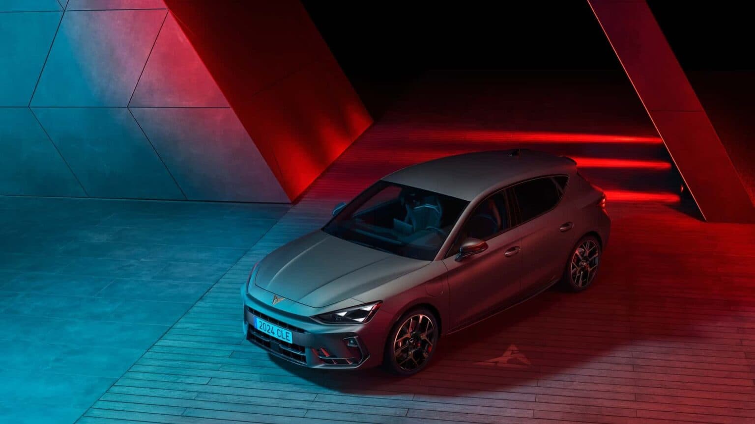Yenilənmiş "Cupra Leon" təqdim olunub Yenilənmiş "Cupra Leon" təqdim olunub