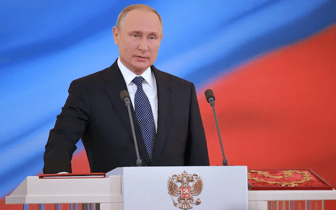 Putin prezident kimi beşinci müddətə and içib Putin prezident kimi beşinci müddətə and içib