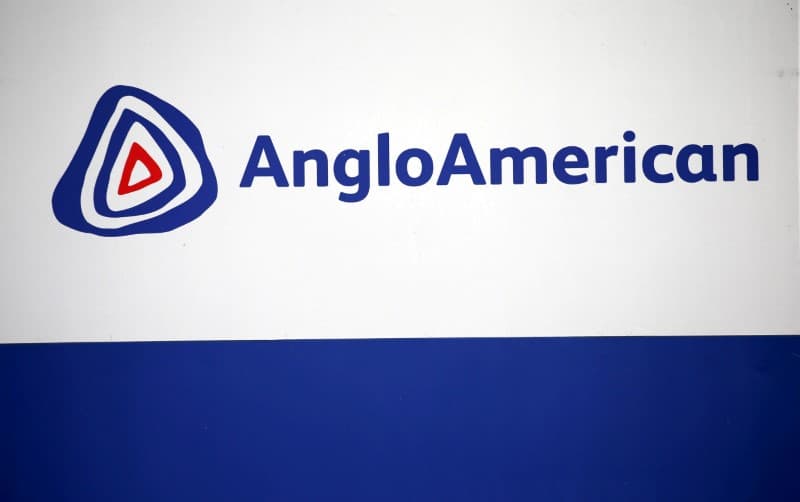 “Anglo American” “De Beers”-i sata bilər “Anglo American” “De Beers”-i sata bilər
