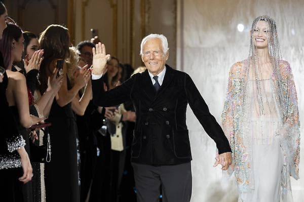 Giorgio Armani-nin Vəsiyyəti: Şirkət Satıla və ya İctimaiyyətə Təqdim Oluna Bilər Giorgio Armani-nin Vəsiyyəti: Şirkət Satıla və ya İctimaiyyətə Təqdim Oluna Bilər