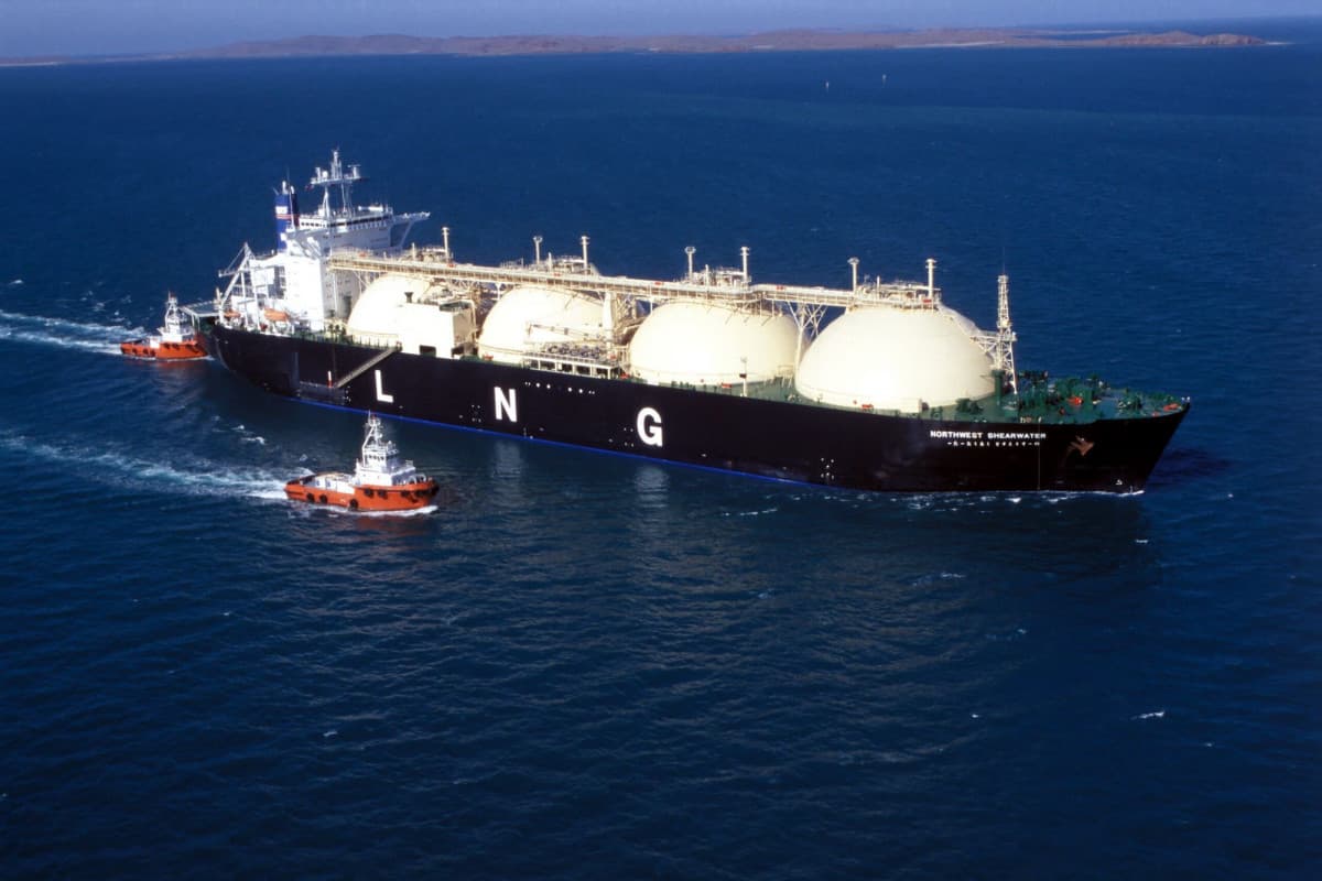 Avropa Komissiyası Rusiyadan LNG idxalını 2026-cı ilə qədər dayandırmağı planlaşdırır Avropa Komissiyası Rusiyadan LNG idxalını 2026-cı ilə qədər dayandırmağı planlaşdırır