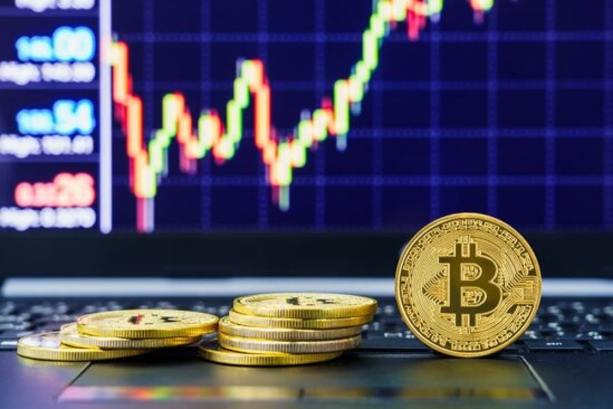 Dünya kripto bazarında əsas koinlər əhəmiyyətli dərəcədə artıblar Dünya kripto bazarında əsas koinlər əhəmiyyətli dərəcədə artıblar