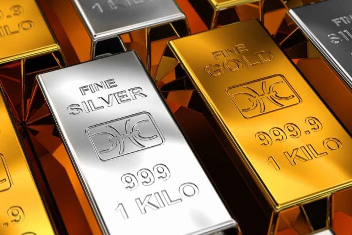 COMEX birjasında qızıl və gümüş fyuçerslərinin qiyməti enib COMEX birjasında qızıl və gümüş fyuçerslərinin qiyməti enib