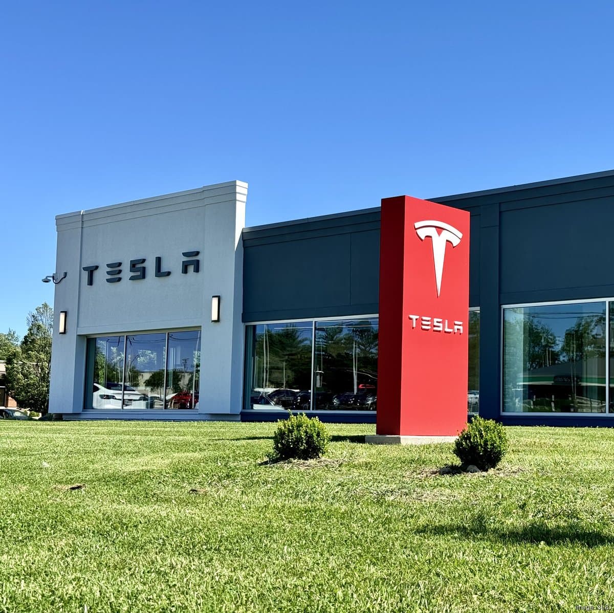 Tesla səhm opsionları və idarə heyəti gəlirləri Tesla səhm opsionları və idarə heyəti gəlirləri