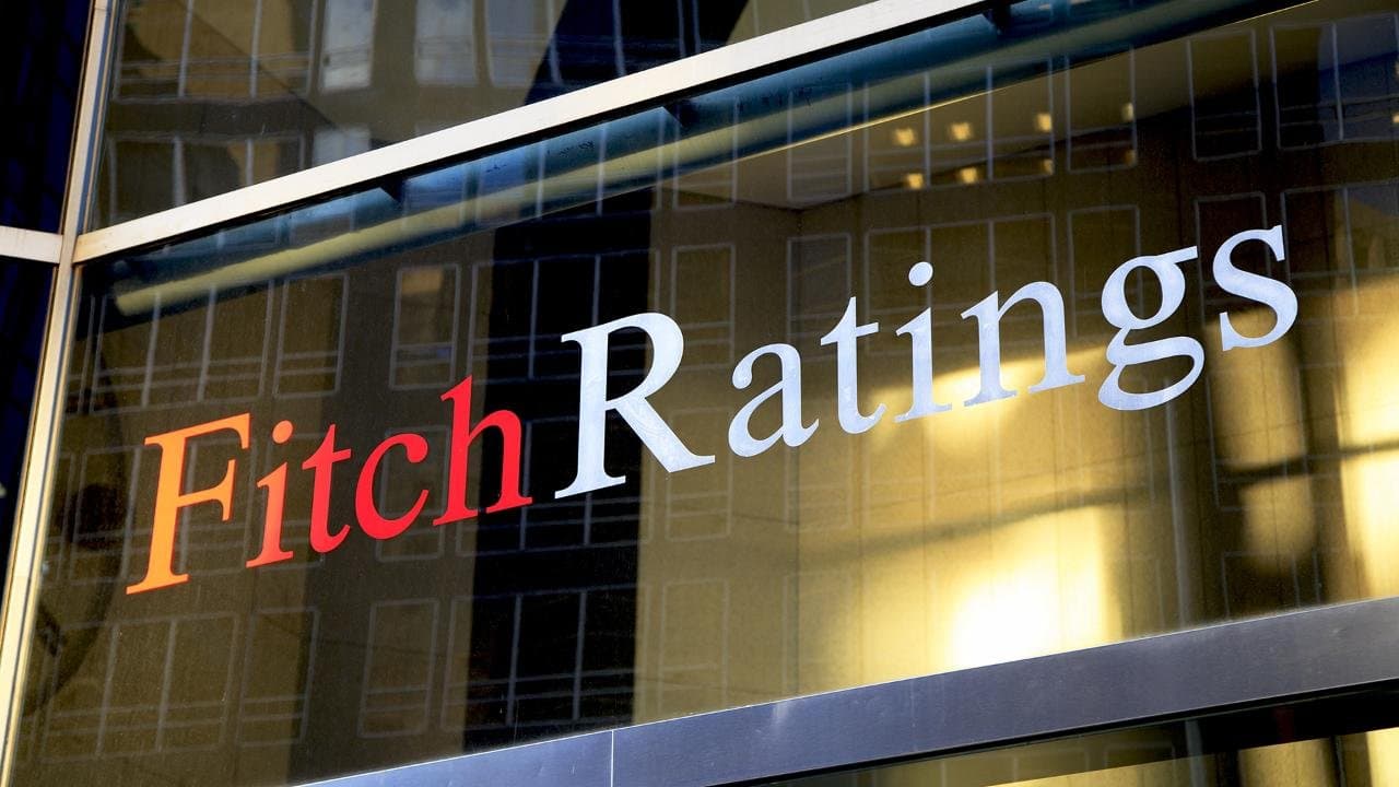 SOCAR-ın 1 220 ton benzin ixracı regional iqtisadi yaxınlaşmanı gücləndirir - Fitch SOCAR-ın 1 220 ton benzin ixracı regional iqtisadi yaxınlaşmanı gücləndirir - Fitch