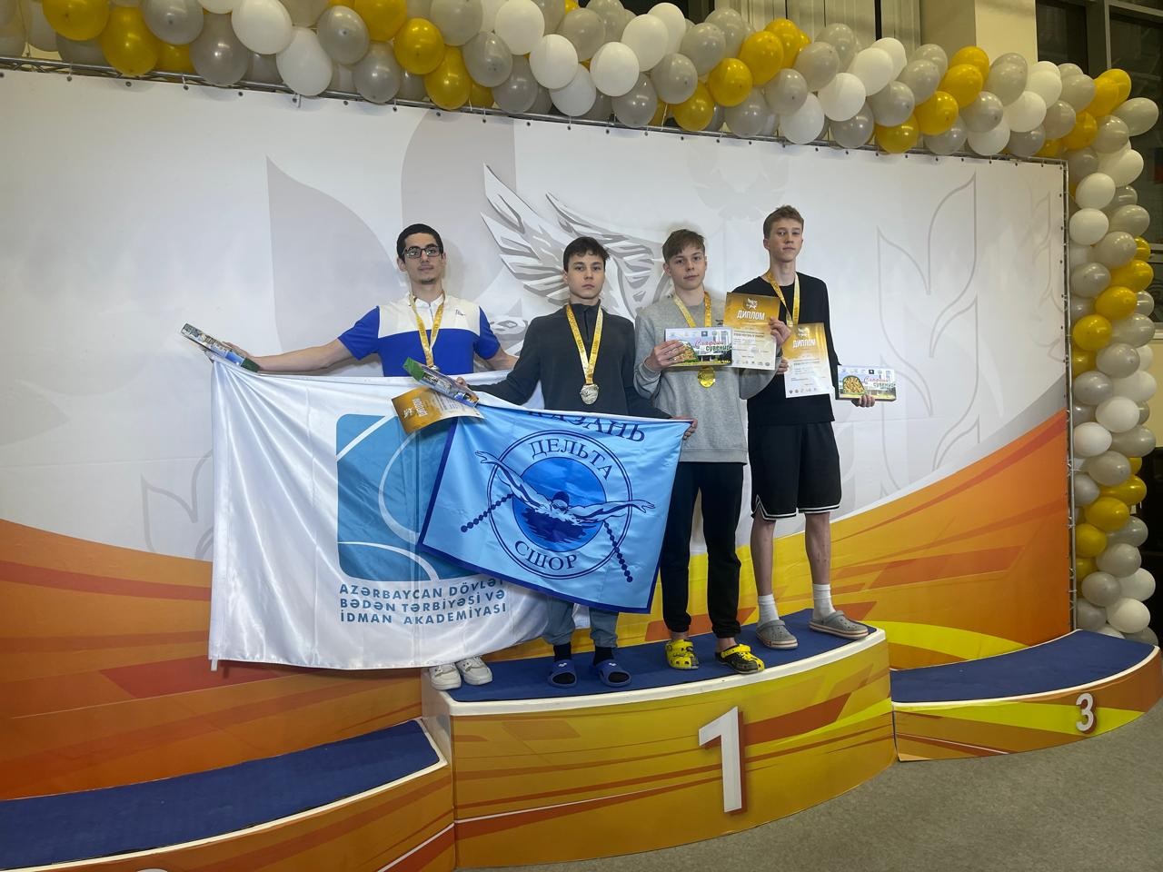 Üzgüçülərimiz Rusiyada 9 medal qazanıblar