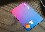 Böyük Britaniyanın fintech Revolut gəlirləri təxminən iki dəfə artaraq 1,8 milyard funt-sterlinqə çatıb