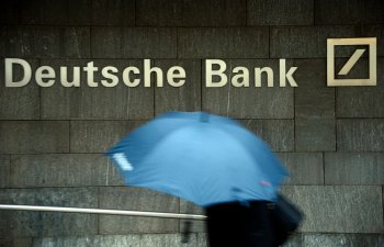 “Deutsche Bank”a restrukturlaşma baha başa gəlib