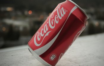 Keçmişdən bu günə Coca-Colanı Coca-Cola edən 7 strategiya