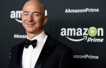 Jeff Bezos həyatını dəyişən məqamdan danışıb