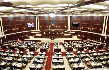 Milli Məclisin deputatlarına vəsiqələrin veriləcəyi tarix açıqlandı