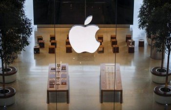 “Apple” aşkarlanan boşluğa görə bir mütəxəssisə 100 min dollar ödədi